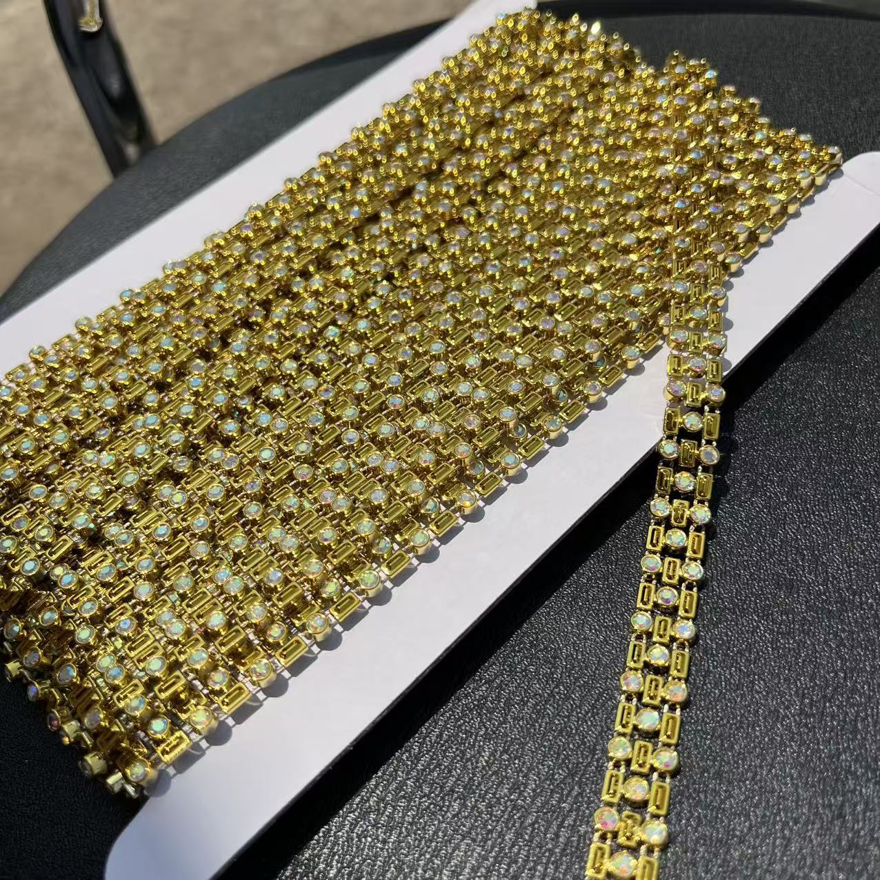 02 Gold