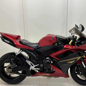 Motocicleta Deportiva Yamaha YZF-R1 de 1000cc, Cuatro Cilindros, Refrigerada por Agua, Velocidad Máxima de <span class=keywords><strong>299</strong></span> km/h, Excelente Estado, Arranque Fácil en Frío/Calor - Product Image 5