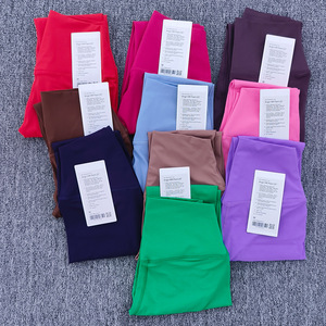 INS WT888 Oversize Buttery Soft Naked Feeling Yoga Leggings Avec Poche Taille Haute Compression Scrunch Butt Workout Gym Collants - Product Image 1