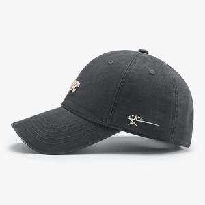 Gorra deportiva orgánica con dijes, compra al por mayor, gorra <span class=keywords><strong>de</strong></span> running color burdeos, gorra <span class=keywords><strong>de</strong></span> calle antidesgarro, protección solar, gorras <span class=keywords><strong>de</strong></span> béisbol personalizadas para Halloween - Product Image 2