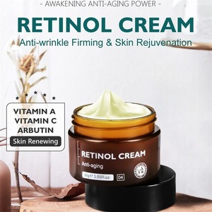 Crème hydratante pour le visage en marque privée, acide hyaluronique, vitamine C, anti-âge, anti-rides, traitement des taches brunes (tous types de peau) - Product Image 2