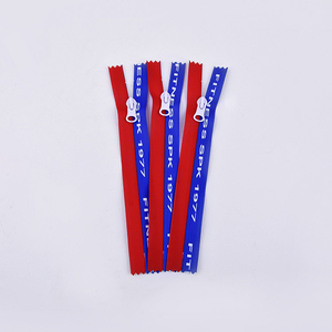 Bán buôn 3 ##5 Nylon Thiết kế dây kéo với răng vàng chuỗi dài Nylon dây kéo CuộN các nhà sản xuất - Product Image 3