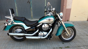 Cubierta de carenado lateral de batería de plástico de alta calidad para <span class=keywords><strong>Kawasaki</strong></span> <span class=keywords><strong>Vulcan</strong></span> VN400 <span class=keywords><strong>VN800</strong></span>, gotero clásico - Product Image 6