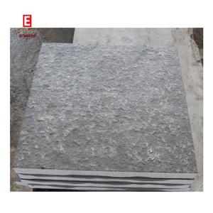 Tấm Bazan Tự Nhiên Gạch Đen Mông Cổ Để Lát Sàn Ngoài Trời - Product Image 1