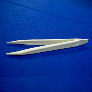 Pinces en plastique DK-767 avec boîte en plastique |   Pointe droite, surface lisse, non magnétique, adapté aux travaux manuels et au bricolage. - Product Image 1