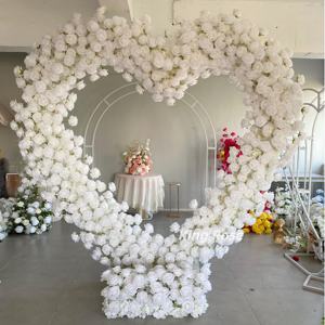 Arco en forma de corazón de seda <span class=keywords><strong>King</strong></span> Rose al por mayor con flores artificiales 6-7 pies fondo rojo para la decoración del evento del banquete de boda - Product Image 5