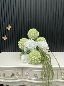 Composizione Floreale Artificiale per Matrimoni di Qingdao Golden Handicraft, Centrotavola con Ortensie Verdi e Rose Bianche per Decorazioni Nuziali - Product Image 6