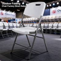 Chaise pliante en plastique blanc facile à transporter avec trou pour poignée supérieure pour événements