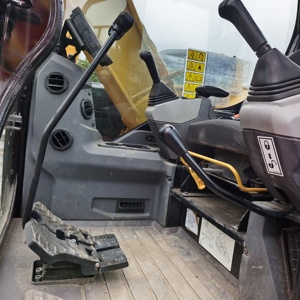 Mini-machine CAT307 CAT305 307E2 307E 307 308 d'origine du Japon, excavatrice CAT d'occasion en stock - Product Image 3