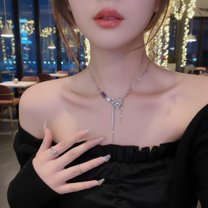 Vendita calda collana pendente di moda fatta a mano da donna elegante stile Punk con perla a fiore in ottone acrilico rodiato - Product Image 3