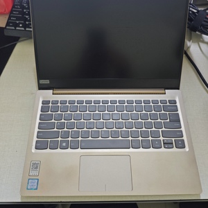 Portátil <span class=keywords><strong>Lenovo</strong></span> Xiaoxin Chao 7000-13 Ultrafino de <span class=keywords><strong>Segunda</strong></span> <span class=keywords><strong>Mano</strong></span> - 8.ª Generación I5, 8 GB de RAM, SSD de 256 GB, Carcasa de Metal, Portátil de Oficina de 13.3 Pulgadas - Product Image 4