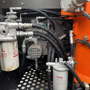 รถขุดไฮดรอลิกตีนตะขาบฮิตาชิ ZX130 Zaxis 13 ตัน ของแท้ มือสอง พร้อมใช้งาน - Product Image 3