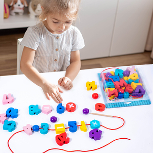 Bloques de Madera Alfanuméricos al por Mayor: Juguetes Educativos de Venta Caliente para el Aprendizaje de Números y Idiomas (Ruso, Árabe, Inglés) - Product Image 3