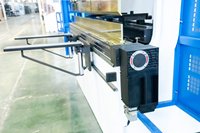 Presse plieuse électro-hydraulique CNC 80T 2500mm, équipement de pliage de tôles métalliques à haute efficacité