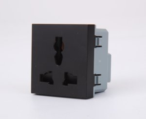 Tomada Universal Preta para Reforma Residencial, 16A 250V, Tomada de Parede Compatível Globalmente com 3 Pinos - Product Image 1