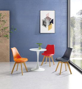 Muebles modernos de diseño plástico nuevo estilo de madera tulipán grueso patas de madera silla irrompible asiento de silla de plástico para comedor - Product Image 3