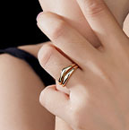 Anillo de Plata de Ley S925 con Doble Banda Trenzada y Moissanita, Anillo Sencillo Minimalista de Lujo, Apilable, Versátil para Uso Diario, Anillo para el Dedo Índice - Product Image 5