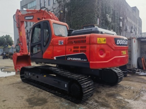 Excavatrice d'occasion originale de fabrication sud-coréenne Excavatrice sur chenilles Doosan d'occasion de 20 tonnes DX225LC-9 - Product Image 3