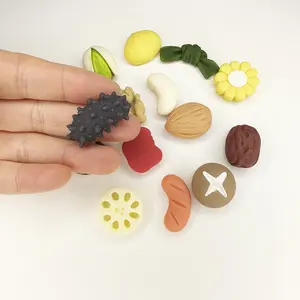 Yiwu wintop nuovo arrivo mini simulazione dado vegetale design ciondolo in resina flatback per la creazione di collane con orecchini