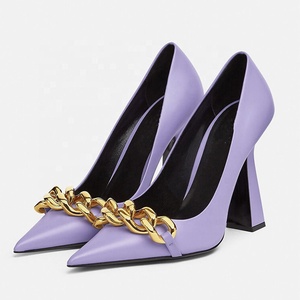 Zapatos de Tacón con Punta Puntiaguda y Cadena de Estilo Occidental, Zapatos Sexys de Piel Auténtica para Mujer, Zapatos de Primavera y Verano, Sin Cordones, para Caminar, Talla 43 - Product Image 1