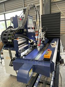 HOGI Soudeuse à joint droit Lift-Type pour souder l'acier inoxydable, l'acier au carbone et la tôle galvanisée - Product Image 5