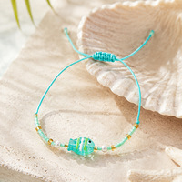 Bracelet extensible fait main en perles de verre et perles de rocaille colorées, motif poisson, pour femme, bijou de plage tropical délicat