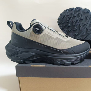 Chaussures de course en textile beige et noir TSB88, respirantes, pour toutes les saisons, baskets de sport, activités sportives quotidiennes en plein air - Product Image 1