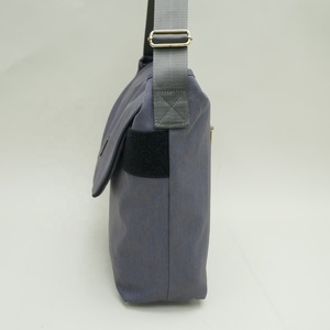 Sac d'école extensible à bandoulière camouflage pour hommes, sac de voyage à bandoulière personnalisé avec logo pour femmes, polochon pour hommes - Product Image 3