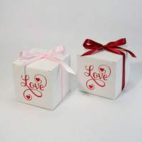 Boîtes à dragées de mariage personnalisées de petite taille, emballage en papier pour cadeaux de bonbons sucrés, emballage cadeau, laminage mat, gaufrage, type dossier plié