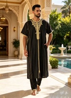 Nouvelle Tendance, Vente Chaude : Robe Longue Homme Style Ethnique Musulman à Manches Longues – Vêtements pour Hommes d'Europe, d'Amérique et d'Afrique