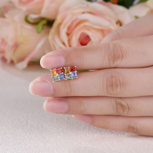 Boucles d'oreilles clous en saphir taille émeraude sur mesure, or massif 14 carats plaqué rhodium, certifiées GIA, cadeau d'anniversaire pour femme - Product Image 5