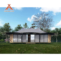 Tente de safari de luxe quatre saisons Kawagebo Kamp (KK) 44' x 33' en toile PVDF avec salle de bain