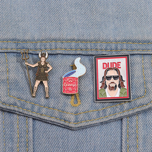 Al por mayor: Broches de metal con diseños de cantantes y estrellas de cine, de aleación con esmalte goteado, elegantes broches de solapa para ropa y accesorios - Product Image 5