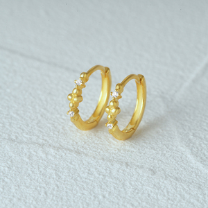 Aretes de Aro Pequeños Minimalistas CANNER Dainty S925 de Plata de Ley con Incrustaciones de Circonita, Nuevos Aretes de Aro Modernos para Mujer - Product Image 3