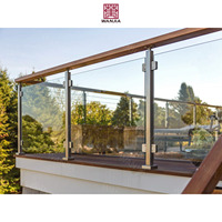Design minimaliste, balustrades extérieures personnalisées pour balcon, garde-corps en acier inoxydable et verre, clôture d'escalier