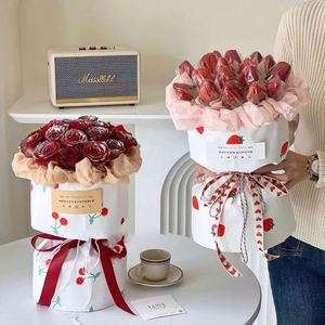 Papier d'emballage pour fleuriste de luxe, 58*58cm, motif cerise et fraise imprimé, imperméable, pour fleurs fraîches - Product Image 1