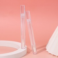 Tube de brillant à lèvres vide personnalisé avec logo, 4,5 ml, flacon transparent long pour huile à lèvres avec applicateur brosse souple, emballage cosmétique