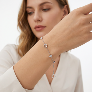 KARATS กำไลข้อมือโซ่ชุบทองเงินน่ารักประดับดาวโมอิสซาไนต์และจี้รูปโคลเวอร์ เครื่องประดับแฟชั่นผู้หญิงสุดอินเทรนด์ ของขวัญสำหรับงานแต่งงาน - Product Image 6