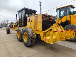 La motoniveladora Cat 140H, potencia de precisión inigualable, ofrece un rendimiento de nivelación superior, control de eficiencia para lugares de trabajo exigentes - Product Image 6