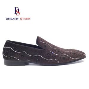 Zapatos de Vestir para Hombre de Alta Gama con Logotipo Personalizado, Cuero Genuino Hecho a Mano, Nuevo Diseño de Diamantes DIY de Alta Calidad, Estilo Slip-On Ligero para Otoño - Product Image 3