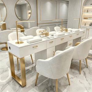 <span class=keywords><strong>Mesa</strong></span> <span class=keywords><strong>de</strong></span> Manicura <span class=keywords><strong>de</strong></span> Lujo en Dorado y Blanco, Lámpara para <span class=keywords><strong>Mesa</strong></span> <span class=keywords><strong>de</strong></span> Manicura <span class=keywords><strong>de</strong></span> Salón <span class=keywords><strong>de</strong></span> Belleza, Escritorio Triple para Manicura, Conjuntos <span class=keywords><strong>de</strong></span> Mesas y Sillas para Manicura Personalizados - Product Image 1