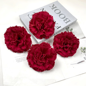 ดอกคาร์เนชั่นกำมะหยี่สีแดงขนาด 11 ซม. ดอกไม้ประดิษฐ์สำหรับตกแต่งงานแต่งงาน ตกแต่งเค้ก ตกแต่งบ้าน - Product Image 2