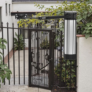 Abrepuertas Automático Eléctrico Inteligente para Puertas Metálicas y de Madera en Espacios Públicos con Control Remoto y Velocidad Ajustable - Product Image 1