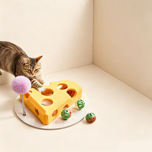 Juguete de rompecabezas para gatos con forma de queso 'Encuentra mi cola', caja de fieltro para excavar con bolas con cascabel y varita estimulante, para el autoentretenimiento y alivio del aburrimiento diario del gato - Product Image 3