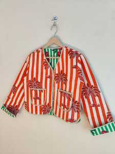 Chaqueta Bomber Acolchada de Algodón con Estampado Floral a Rayas Naranjas, Abrigo de Invierno Boho Hecho a Mano, Ecológico, Transpirable y Reversible Kantha - Product Image 4