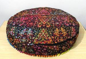 Grande housse de coussin indienne bohème tie-dye, coussin de sol mandala, décoration hippie pour la maison, yoga, méditation - Product Image 6
