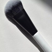 CHICHODO Kuas Makeup Dua Sisi, Kuas Bedak dan Detail 2 in 1, Gagang Putih Ferrule Hitam, Bulu Kuas Gradasi, Grosir