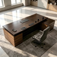 Bureau de direction moderne de luxe en placage de noyer avec tiroirs et meubles de rangement pour PDG