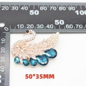 高級ラインストーン白鳥ブローチ女性のエレガントなコサージュ服アクセサリー卸売 - Product Image 4