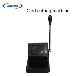 Coupe-cartes manuel NT 86x54mm, coupe-papier en métal pour travaux manuels et usage bureautique - Product Image 3